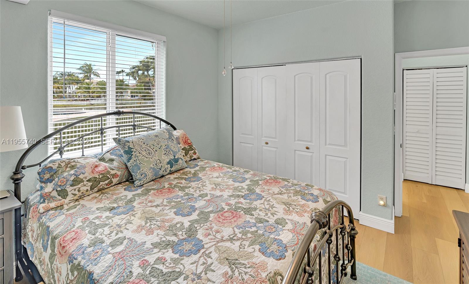 POD 10 AT MONARCH LAKES - Residential