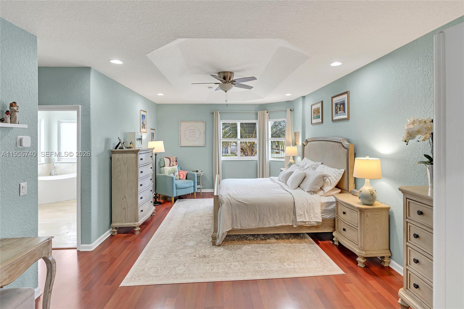 POD 10 AT MONARCH LAKES - Residential