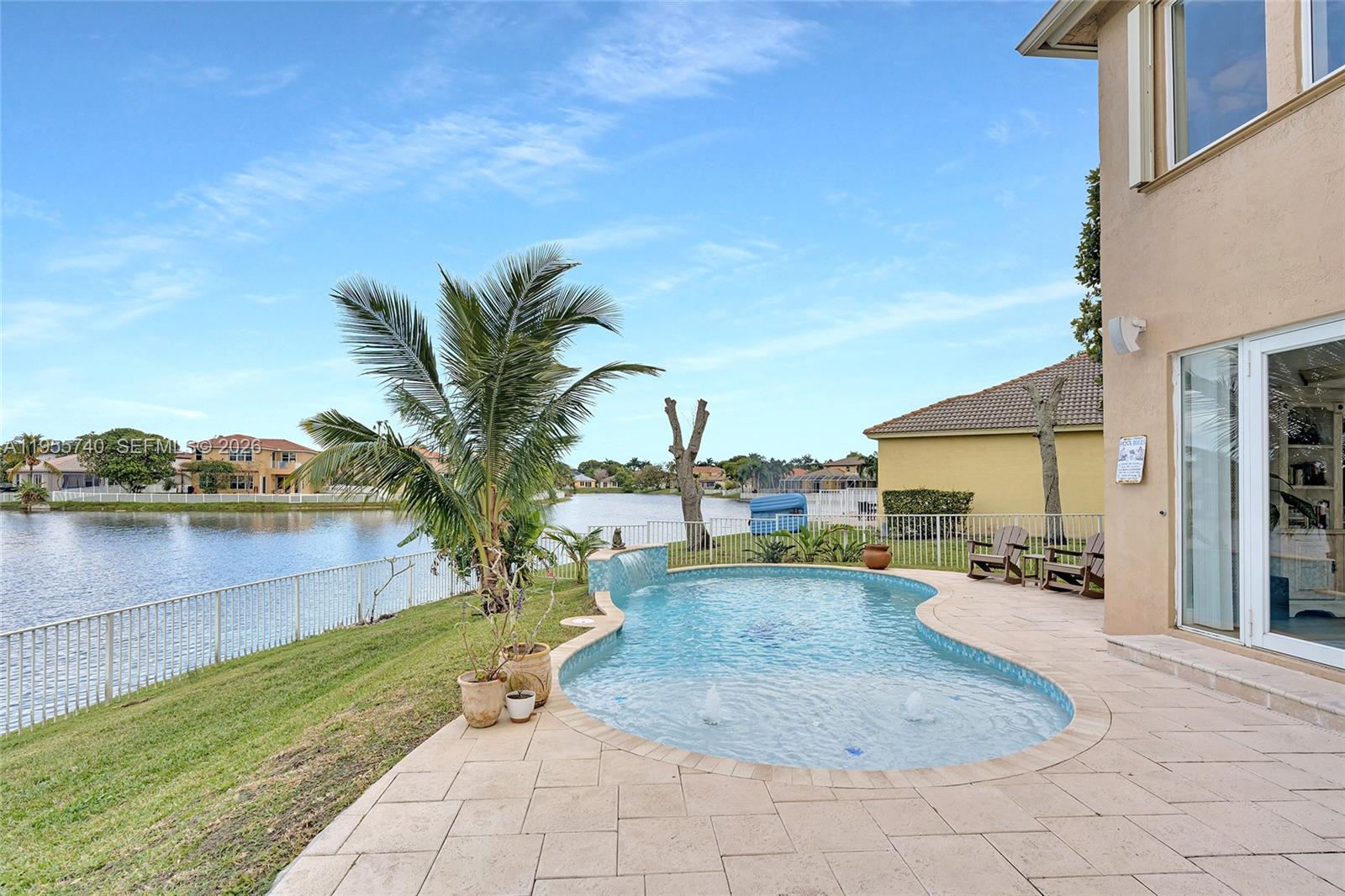 POD 10 AT MONARCH LAKES - Residential