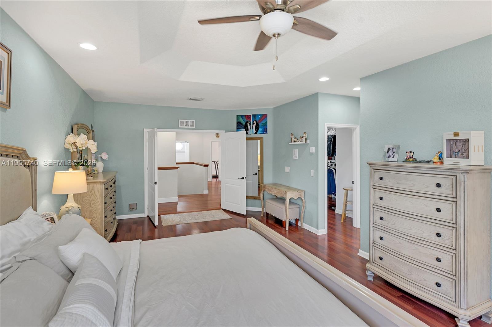 POD 10 AT MONARCH LAKES - Residential