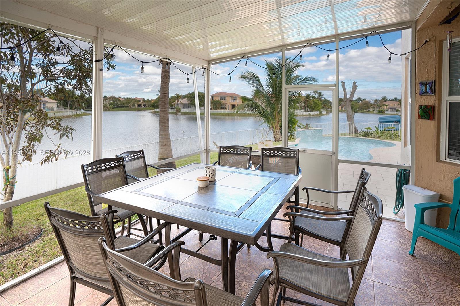 POD 10 AT MONARCH LAKES - Residential