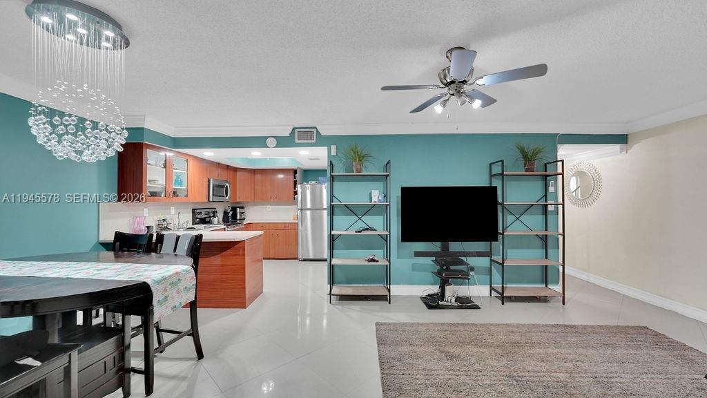 SHAKER VILLAGE PHASE 1 - Residential