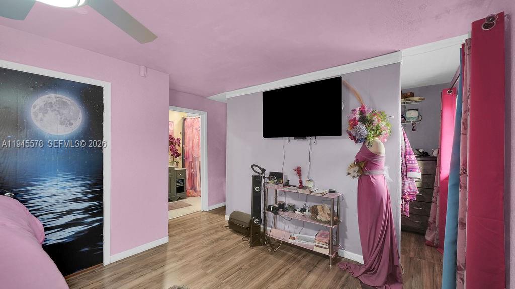 SHAKER VILLAGE PHASE 1 - Residential