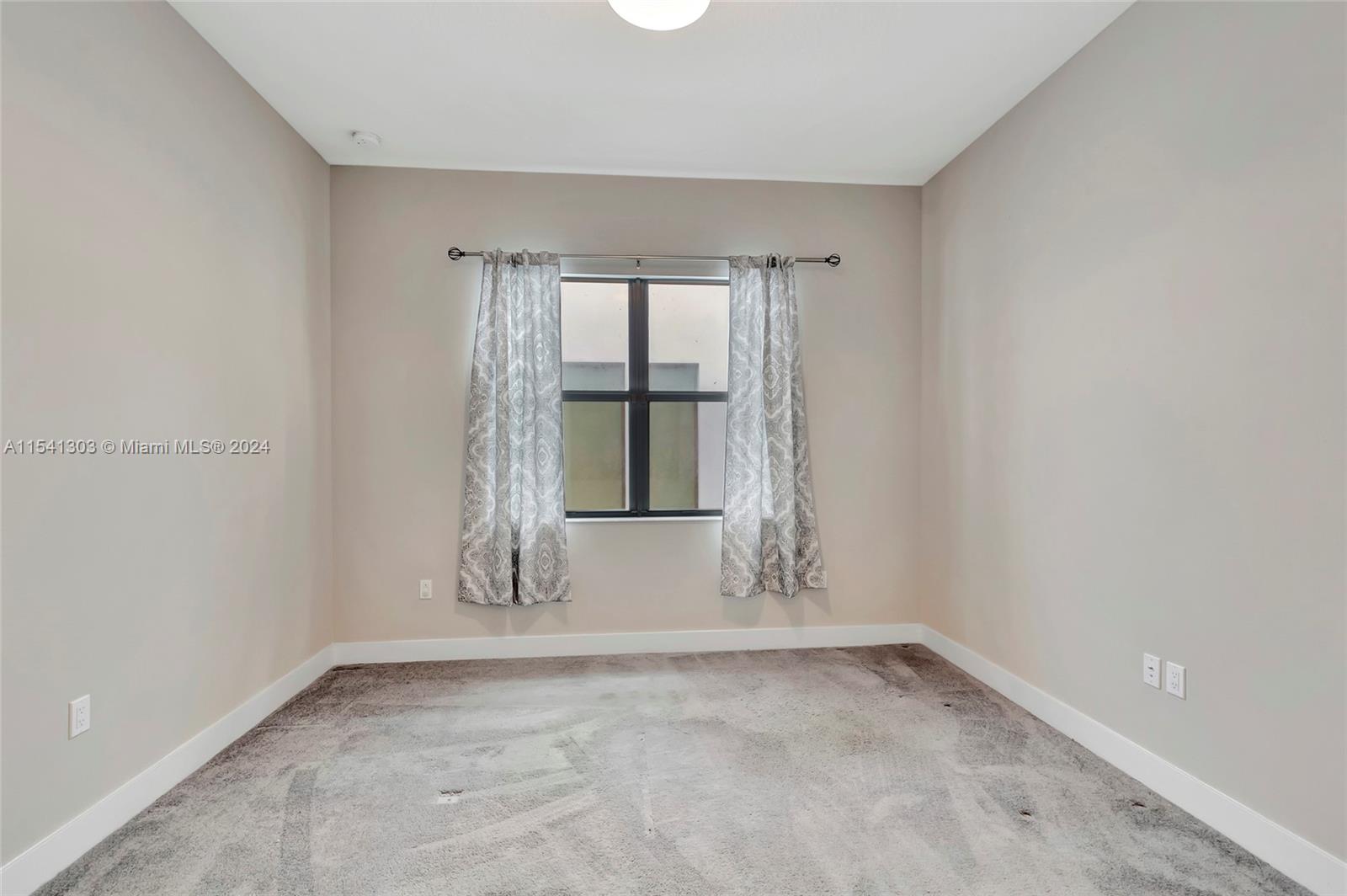 BRIDGES MIZNER PUD BRIDGE - Residential Lease