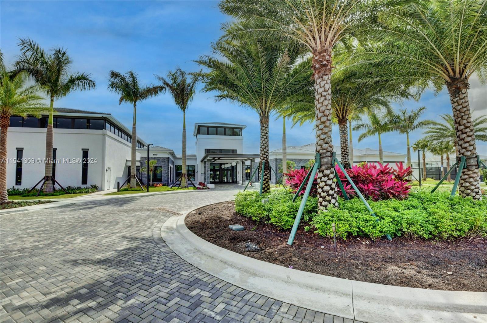 BRIDGES MIZNER PUD BRIDGE - Residential Lease