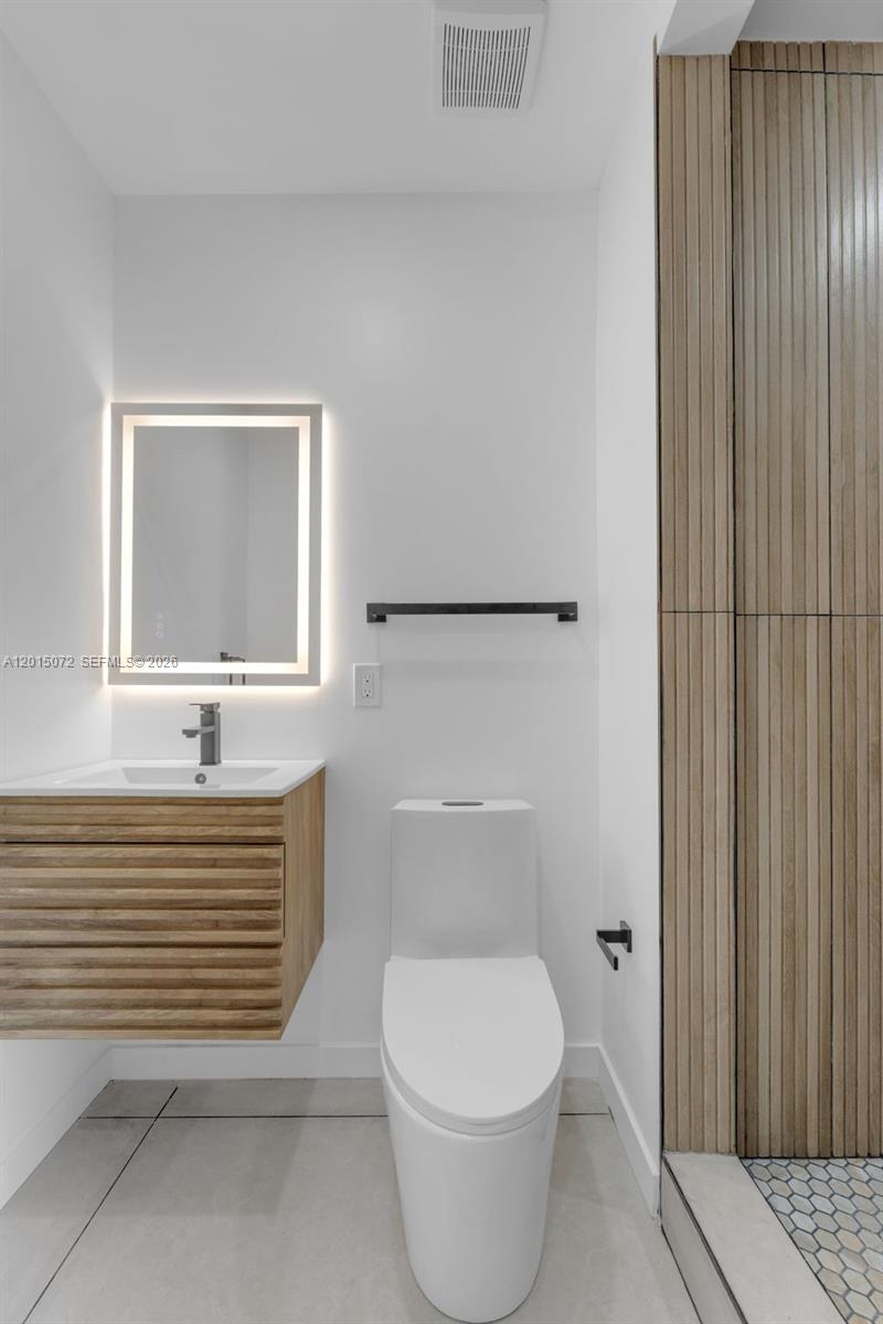 CENTRAL MIAMI PT 3 - Residential