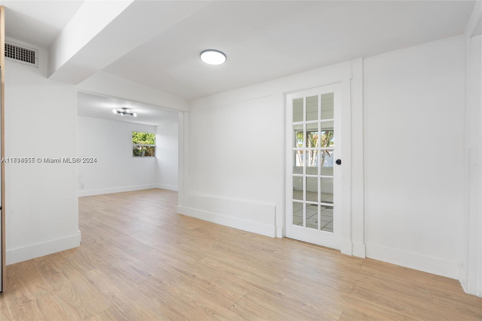 GRAMERCY PARK UNIT 1 - Residential