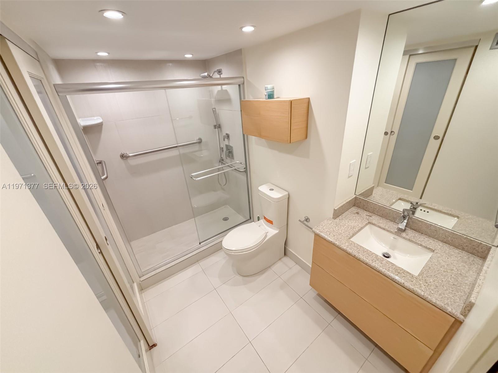 OLYMPUS CONDO PHASE - Residential