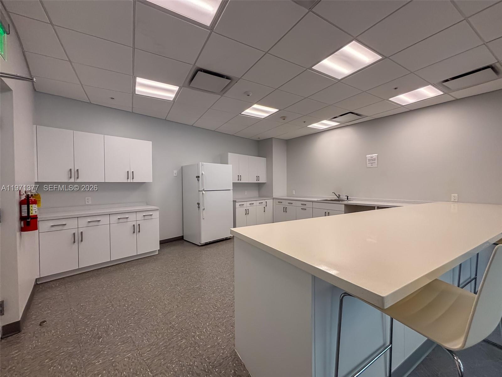 OLYMPUS CONDO PHASE - Residential