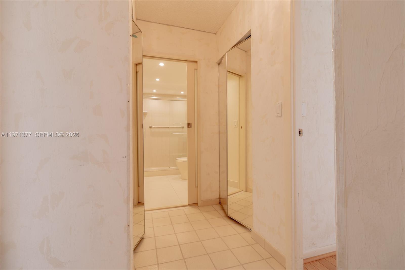 OLYMPUS CONDO PHASE - Residential