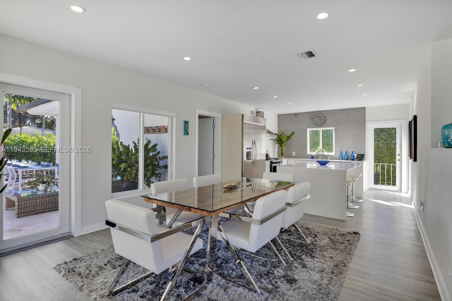 EARLETON SHORES - Residential