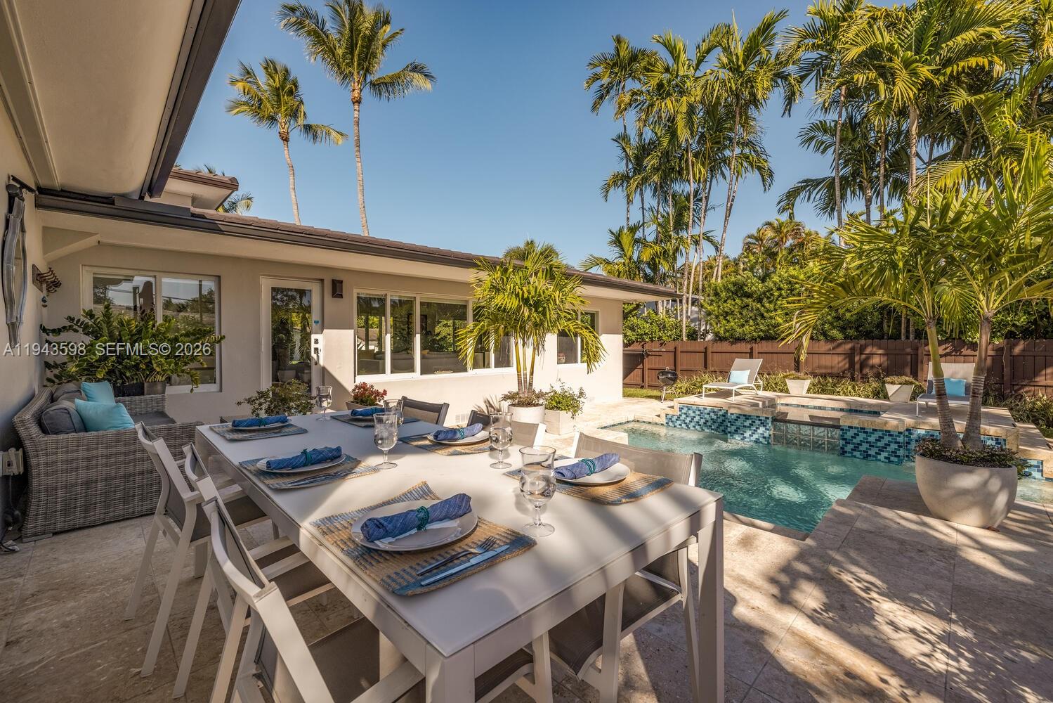 EARLETON SHORES - Residential