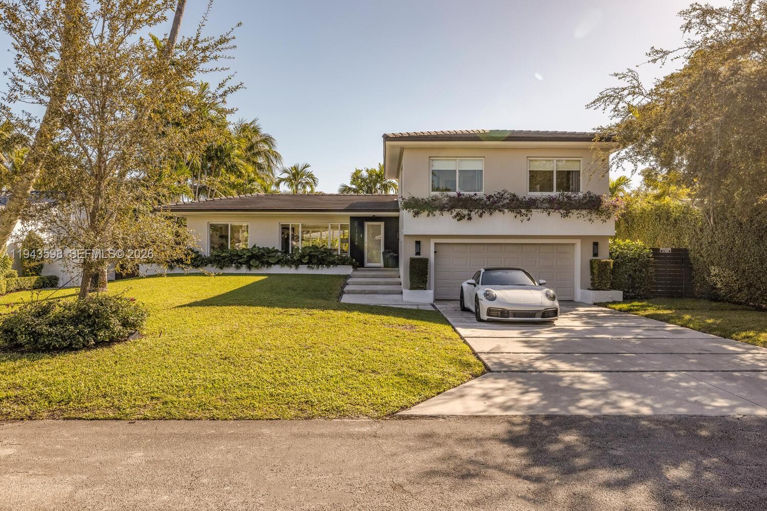 EARLETON SHORES - Residential