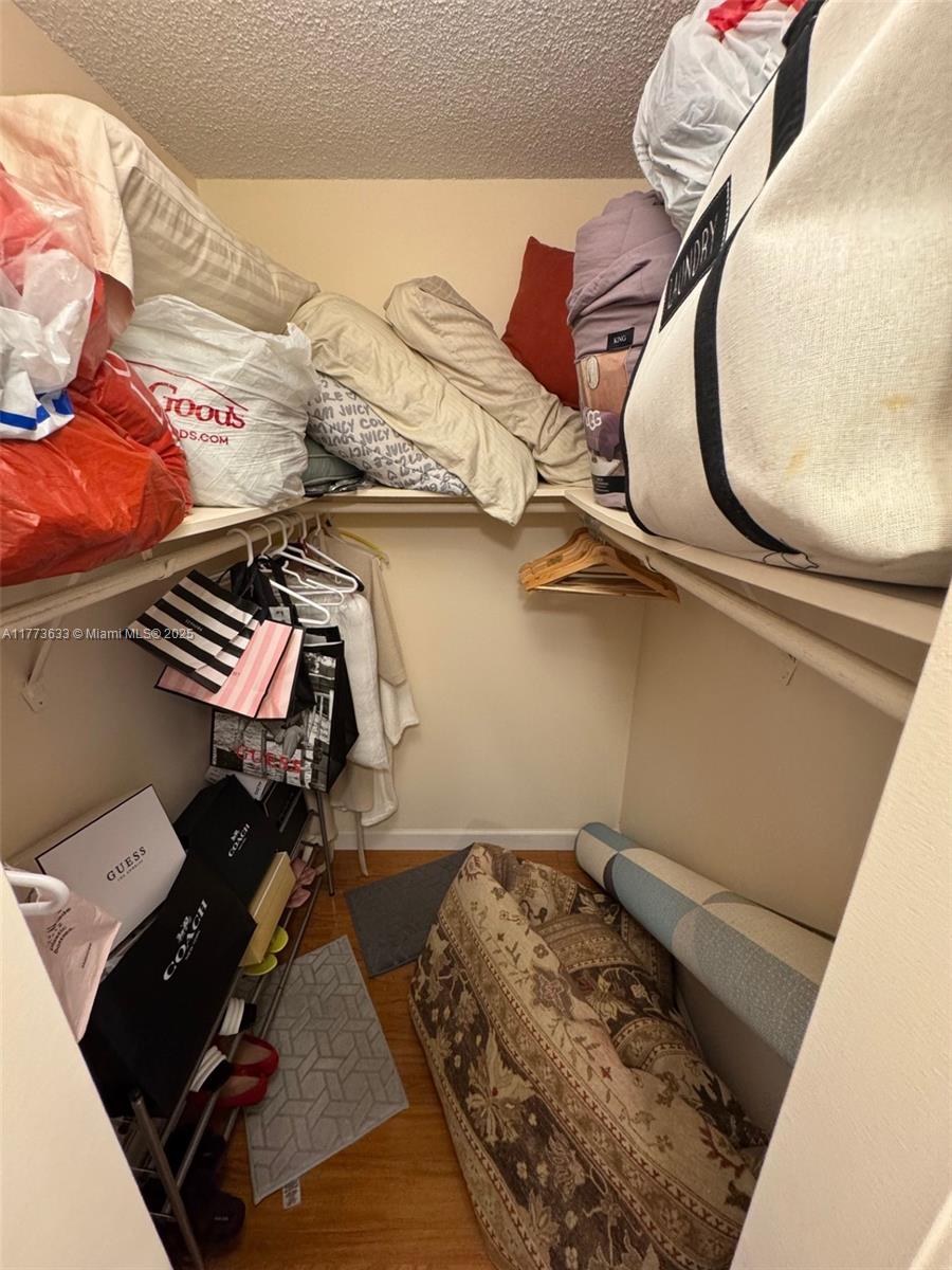 HILLCREST EAST NO 23 COND - Residential