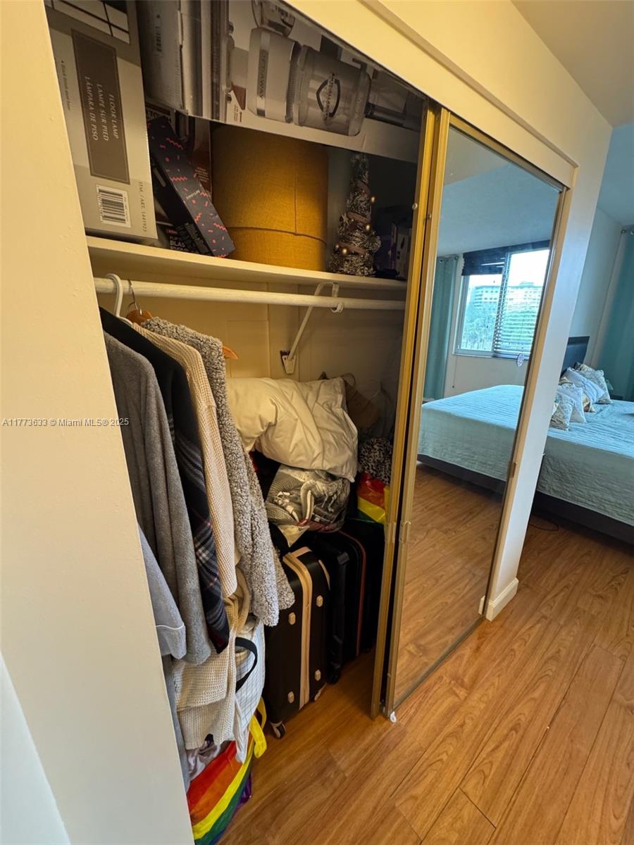 HILLCREST EAST NO 23 COND - Residential