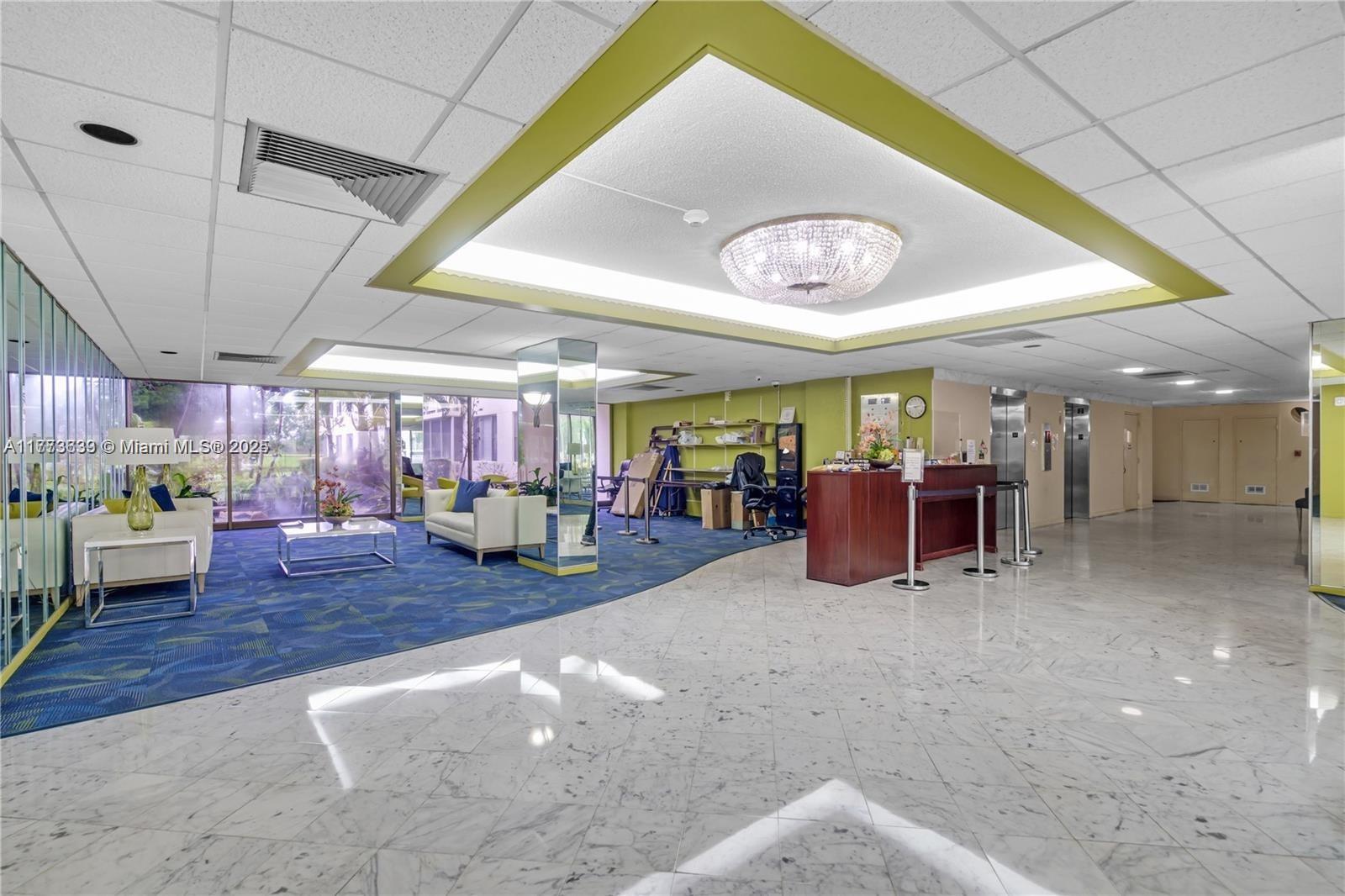 HILLCREST EAST NO 23 COND - Residential