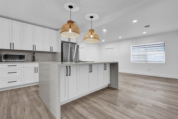 75 NW 117TH ST, MIAMI, FL 33168 - Image ebd187f3d6b4dd9130add9d5ee626a8e/797343433