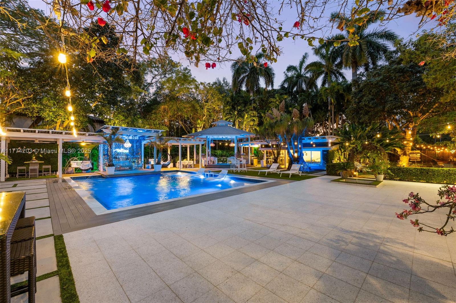 SUNSET GROVE 2ND AMD - Residential