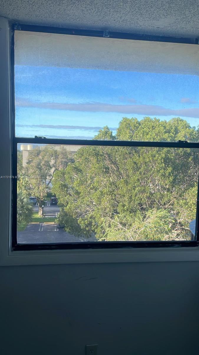 CORAL SPRINGS TOWER CLUB - Residential