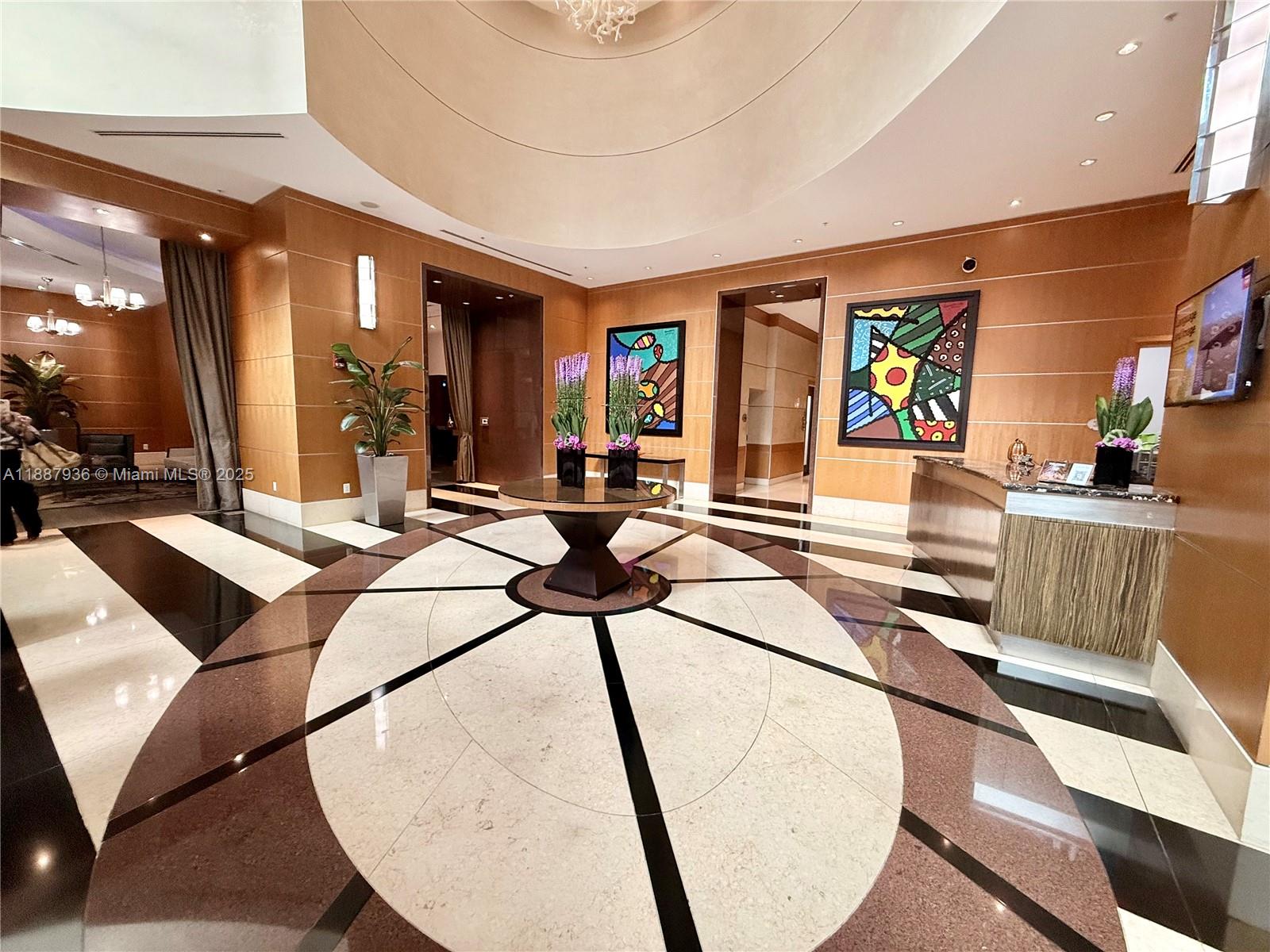 VIZCAYNE SOUTH CONDO - Residential Lease