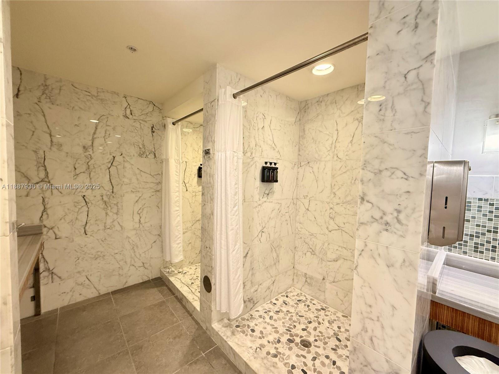 VIZCAYNE SOUTH CONDO - Residential Lease