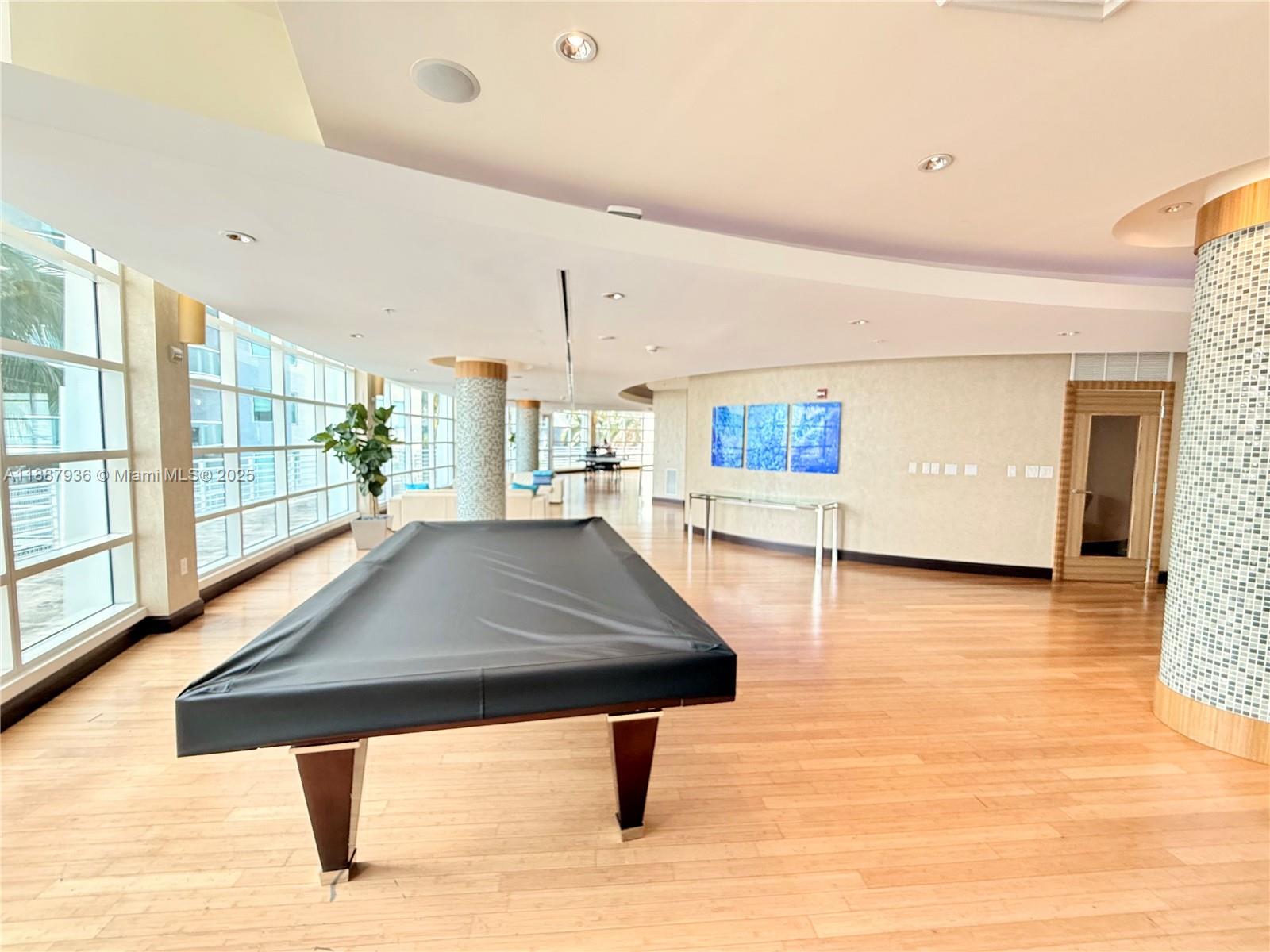 VIZCAYNE SOUTH CONDO - Residential Lease