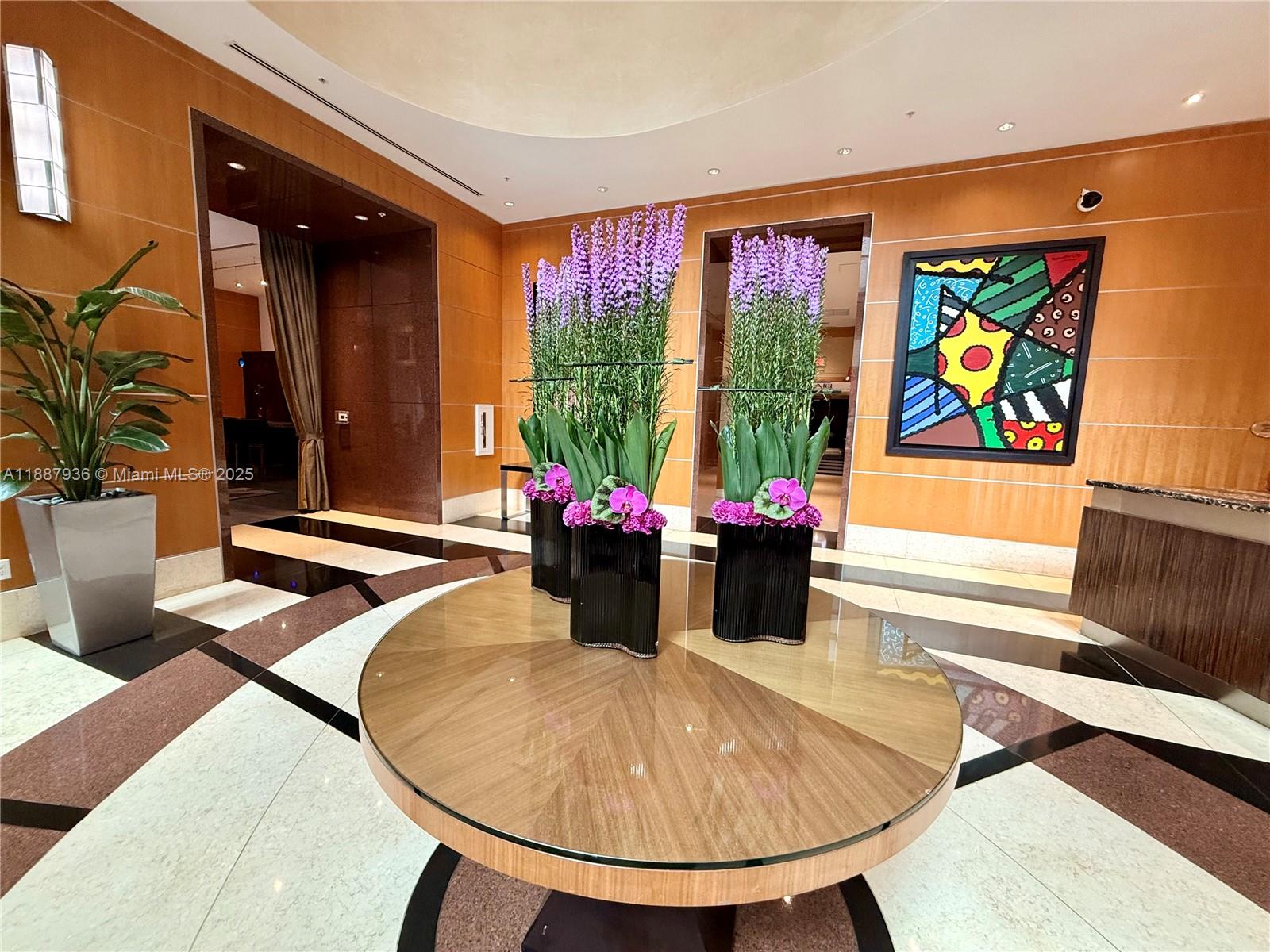 VIZCAYNE SOUTH CONDO - Residential Lease