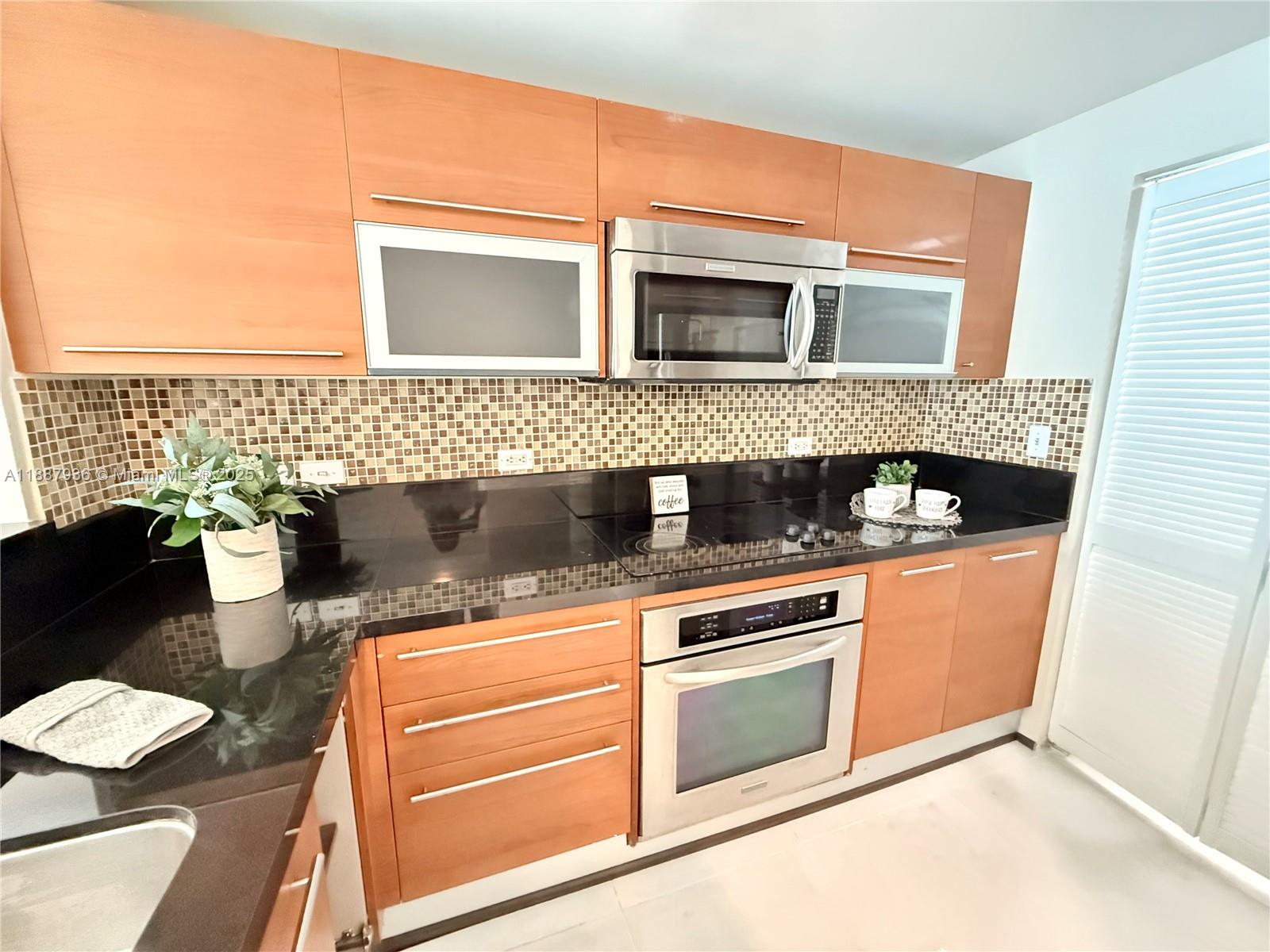 VIZCAYNE SOUTH CONDO - Residential Lease