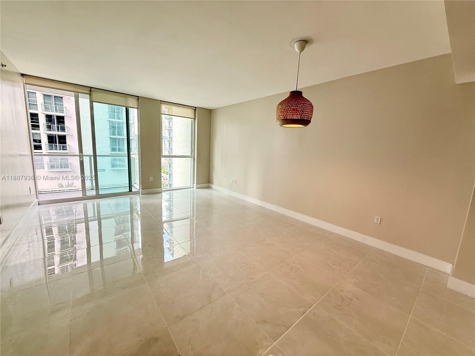 VIZCAYNE SOUTH CONDO - Residential Lease