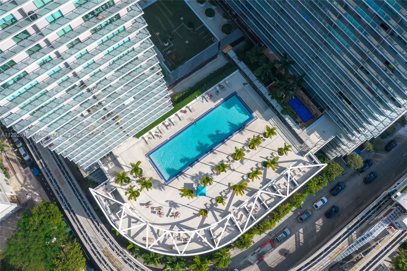 THE AXIS ON BRICKELL II C - Residential