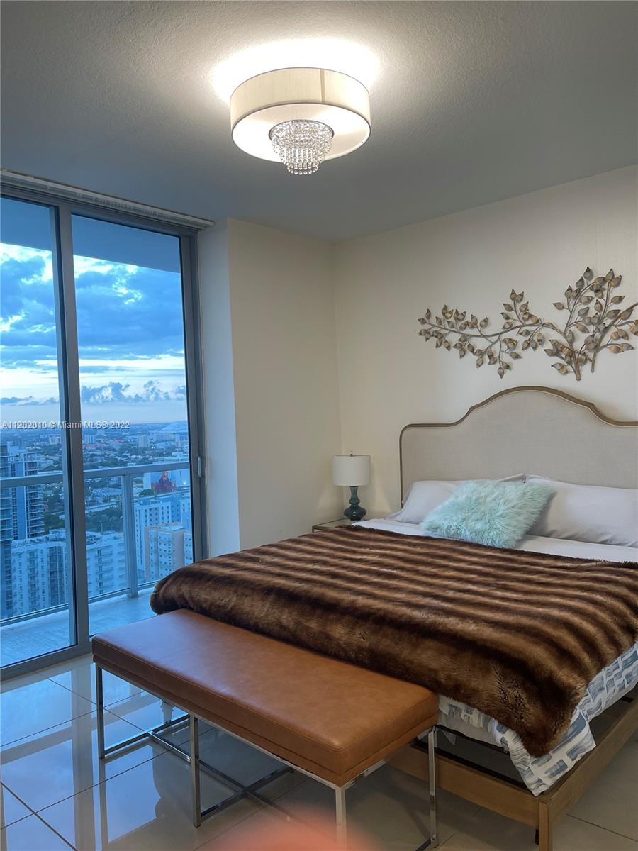 THE AXIS ON BRICKELL II C - Residential