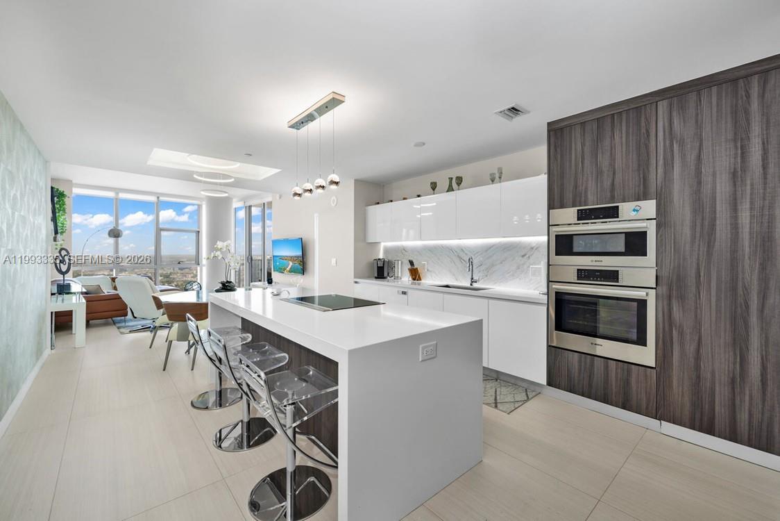 PARAMOUNT MIAMI WORLDCENT - Residential