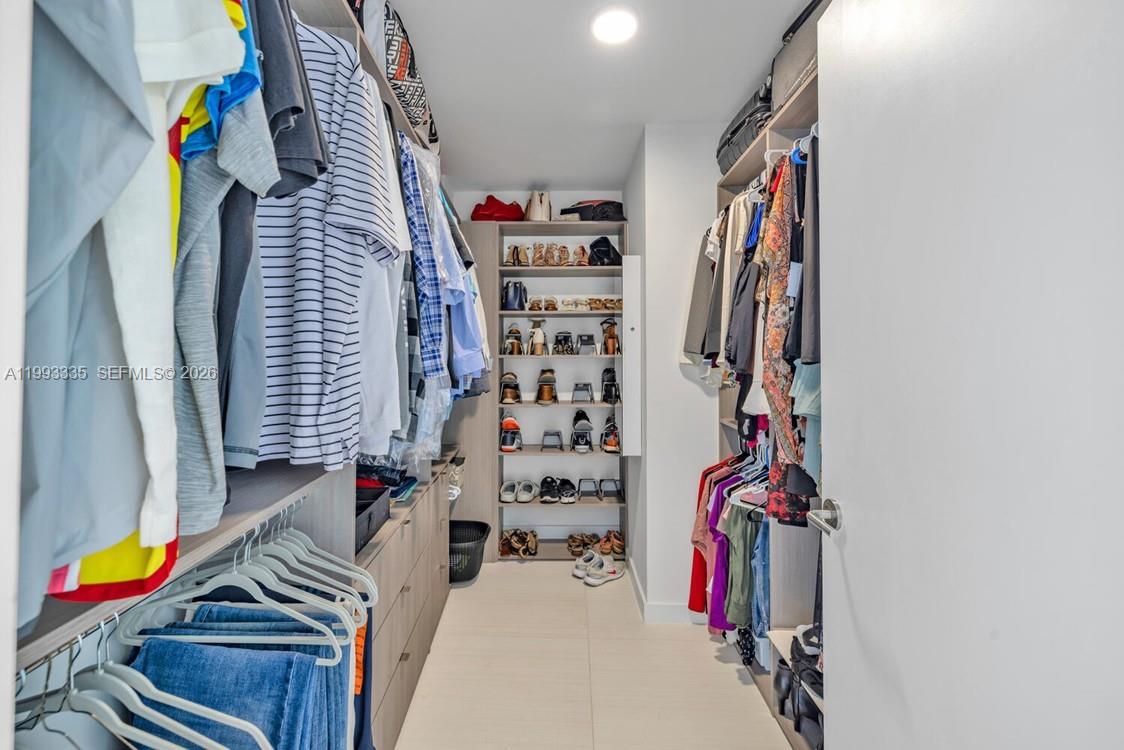 PARAMOUNT MIAMI WORLDCENT - Residential