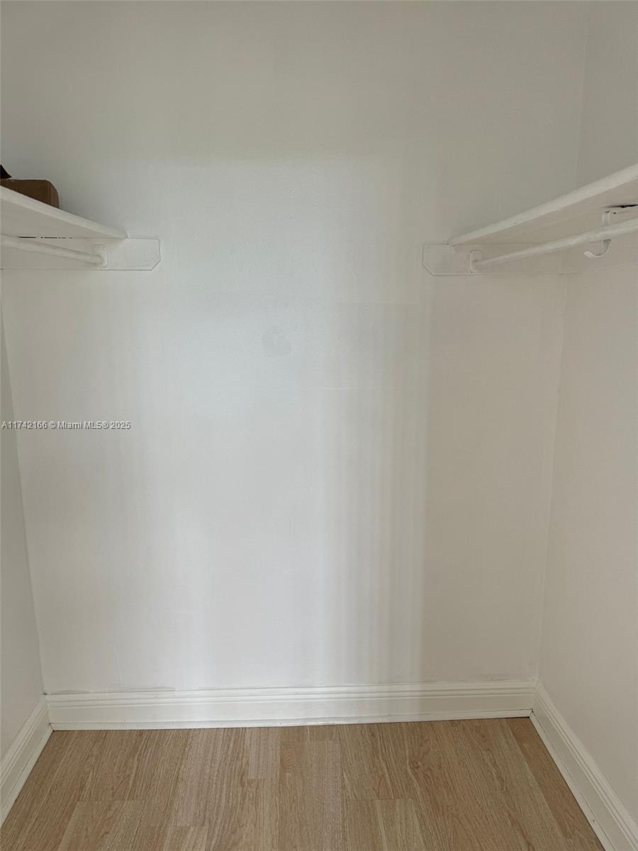 MONTECARLO CONDO - Residential