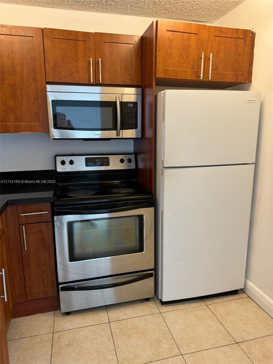 MONTECARLO CONDO - Residential