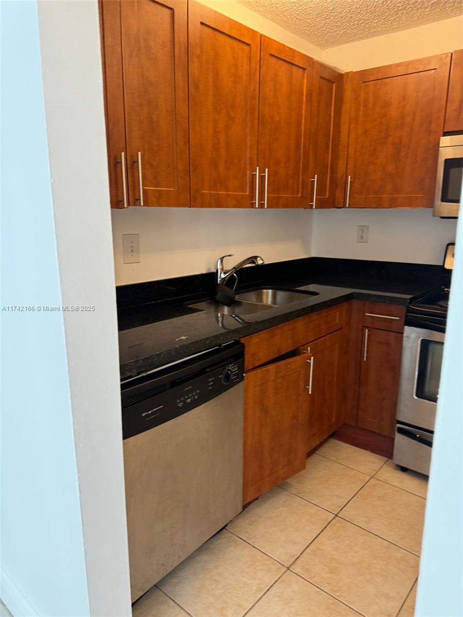 MONTECARLO CONDO - Residential