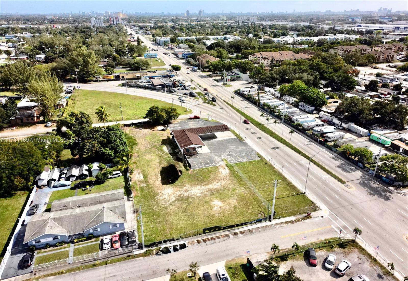 LOCATION, LOCATION.CALLING ALL NATIONAL TENANTS AND QSR.
Its proximity to I-95 ensures seamless transportation and connectivity
Folio #1 : 30-3116-009-7010 & Folio # 2: 30-3111-044-0130
Discover a prime commercial rental opportunity in an Opportunity Zone, providing valuable tax benefits for your business.This 1.17-acre property includes 51,347 square feet of land and a 2,579-square-foot building equipped with office space, two bathrooms, three drive-thru bays, and ample parking. Located on NW 79th Street, it boasts high visibility with over 35,000 vehicles passing daily.
Situated in a bustling commercial district, the property is surrounded by prominent neighbors such as Harbor Freight, Walgreens, McDonald's, Burger King, and Family Dollar.