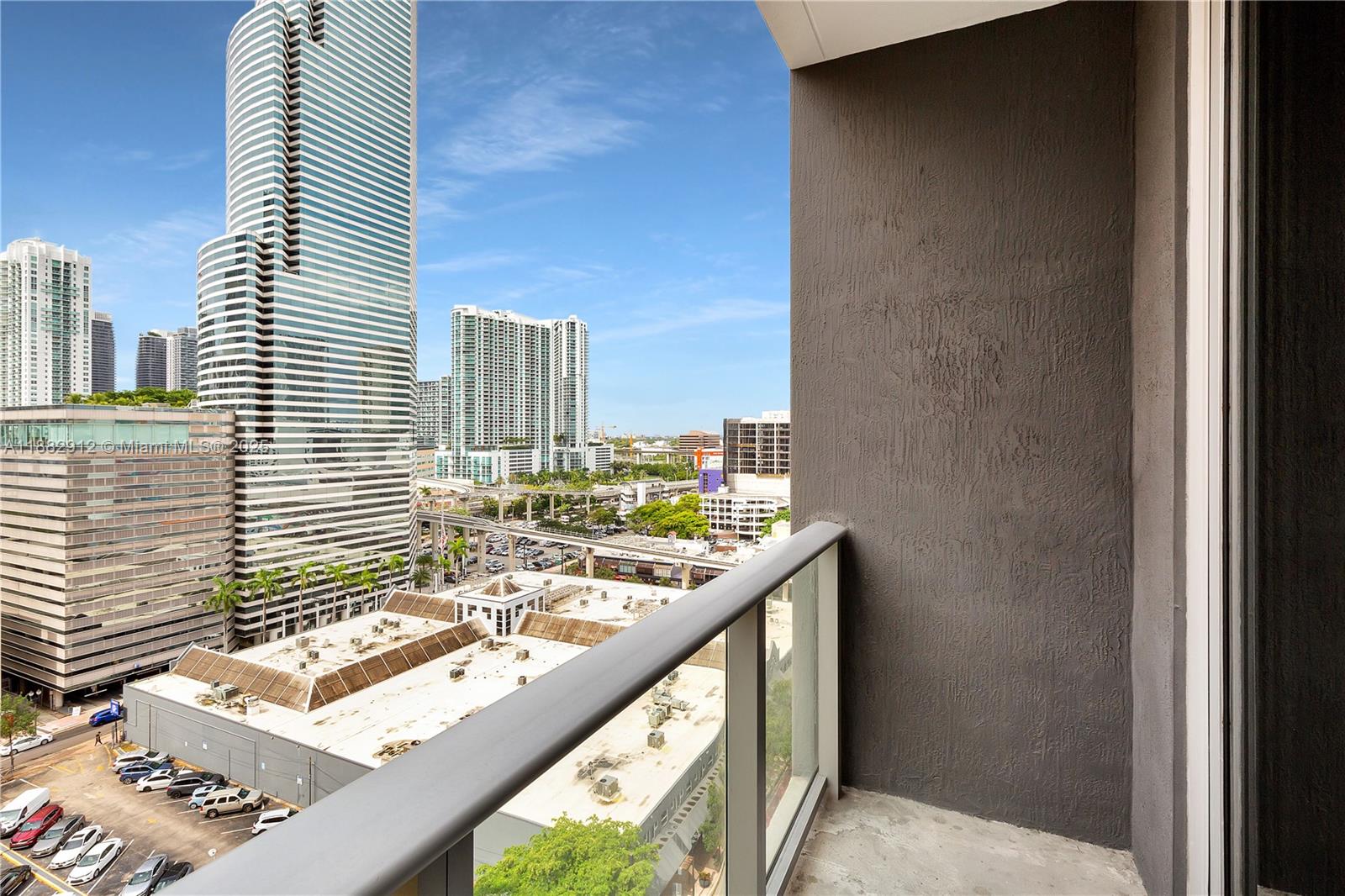 CENTRO CONDO - Residential Lease
