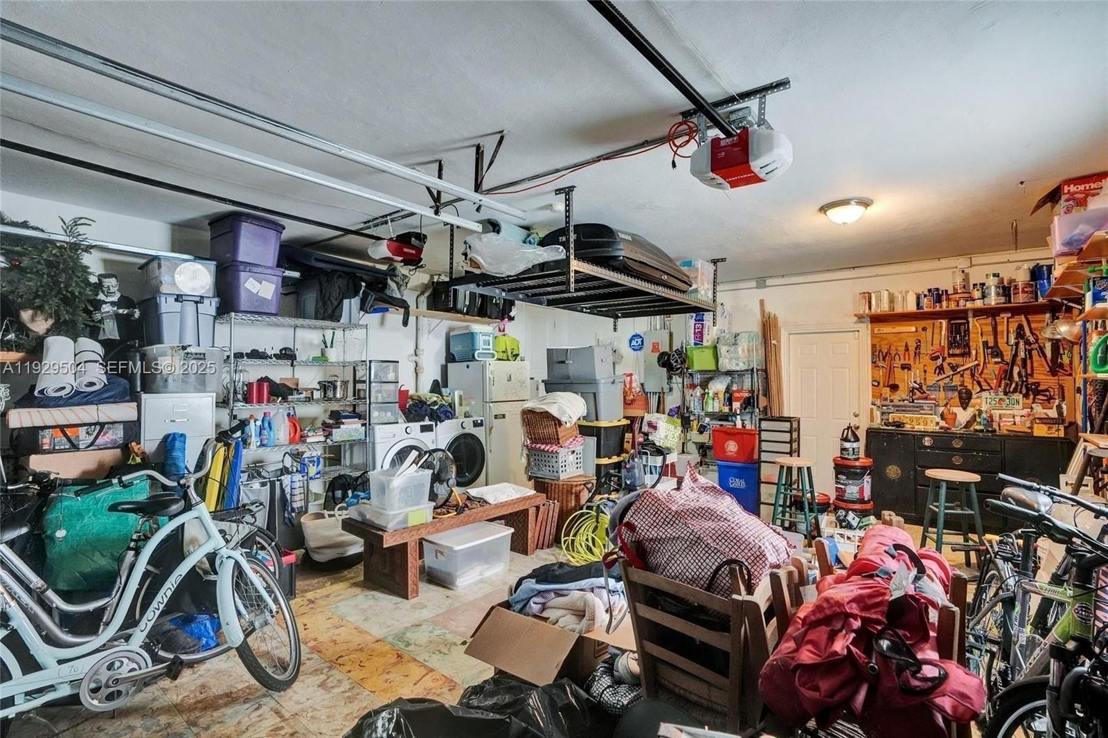 CORAL GABLES RIV SEC 6 - Residential Lease