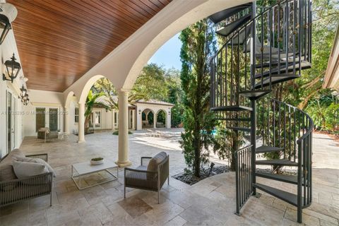 A home in Pinecrest