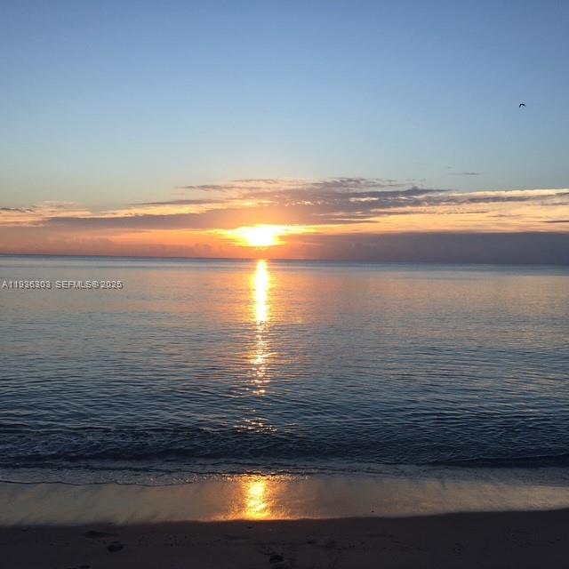 TIDES ON HOLLYWOOD BEACH - Residential Lease