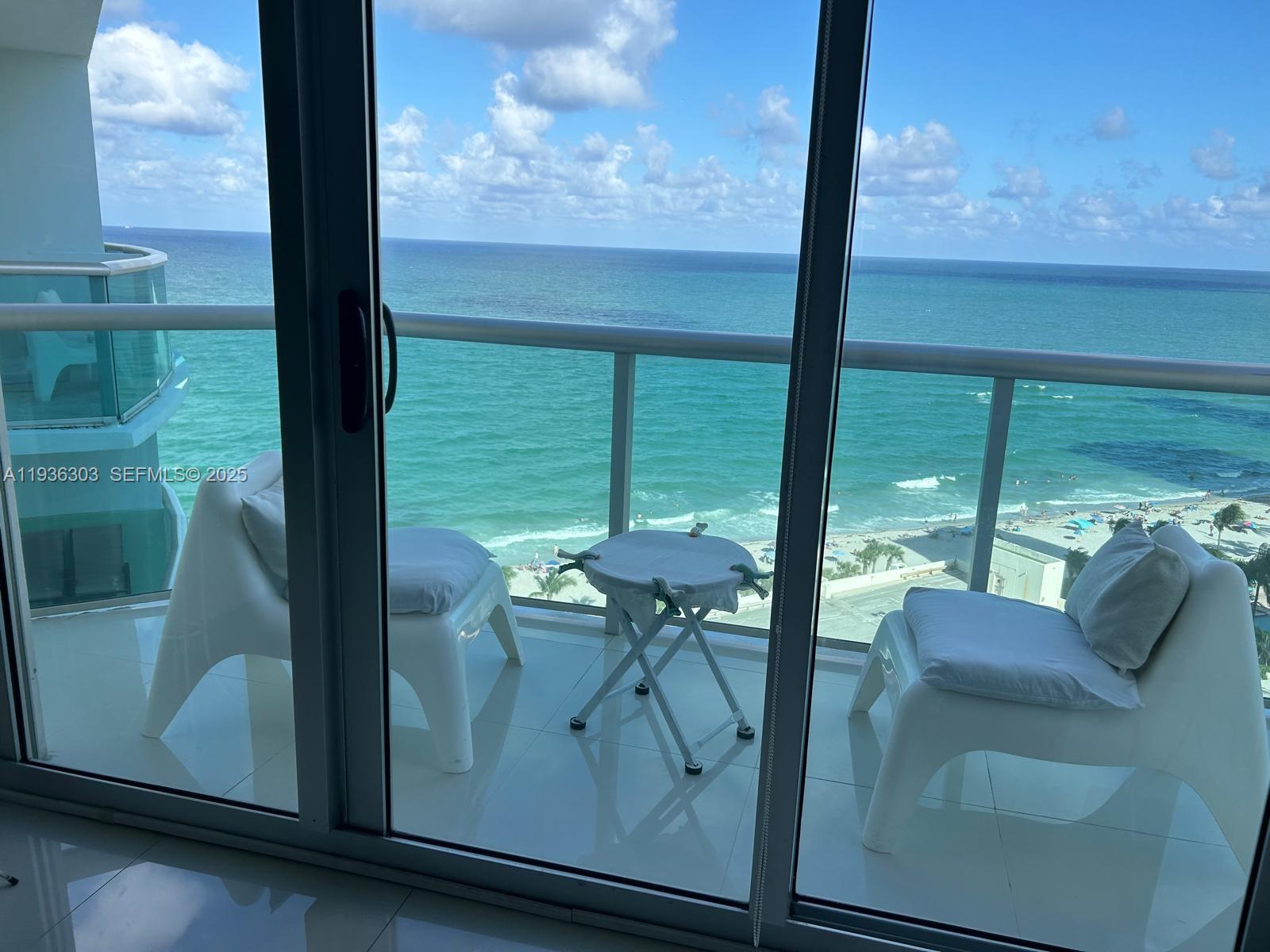 TIDES ON HOLLYWOOD BEACH - Residential Lease