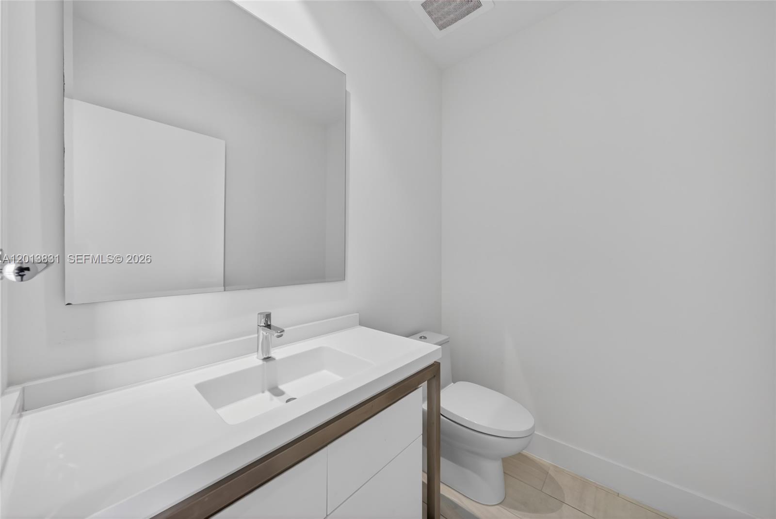 METROPICA NORTH TOWER ONE - Residential