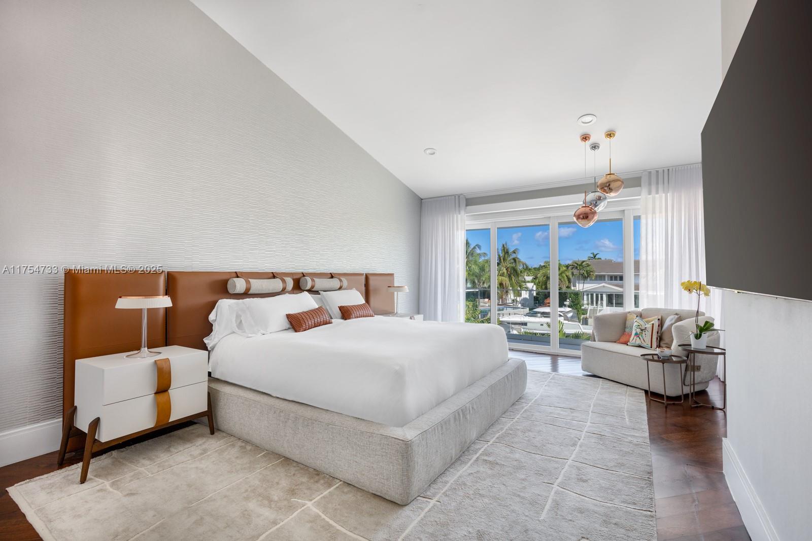 SUNRISE HARBOUR REV PL - Residential