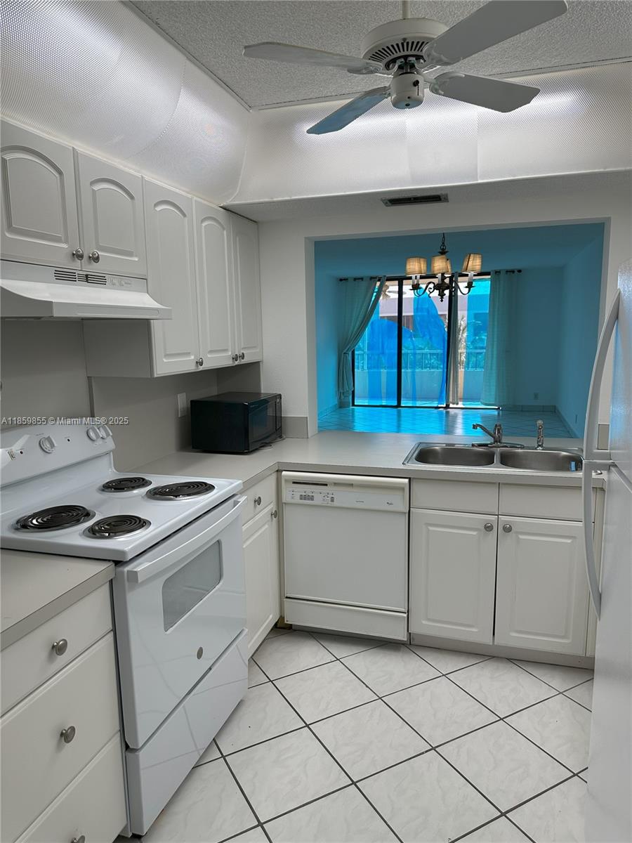 EASTWINDS AT CROSSWINDS C - Residential Lease