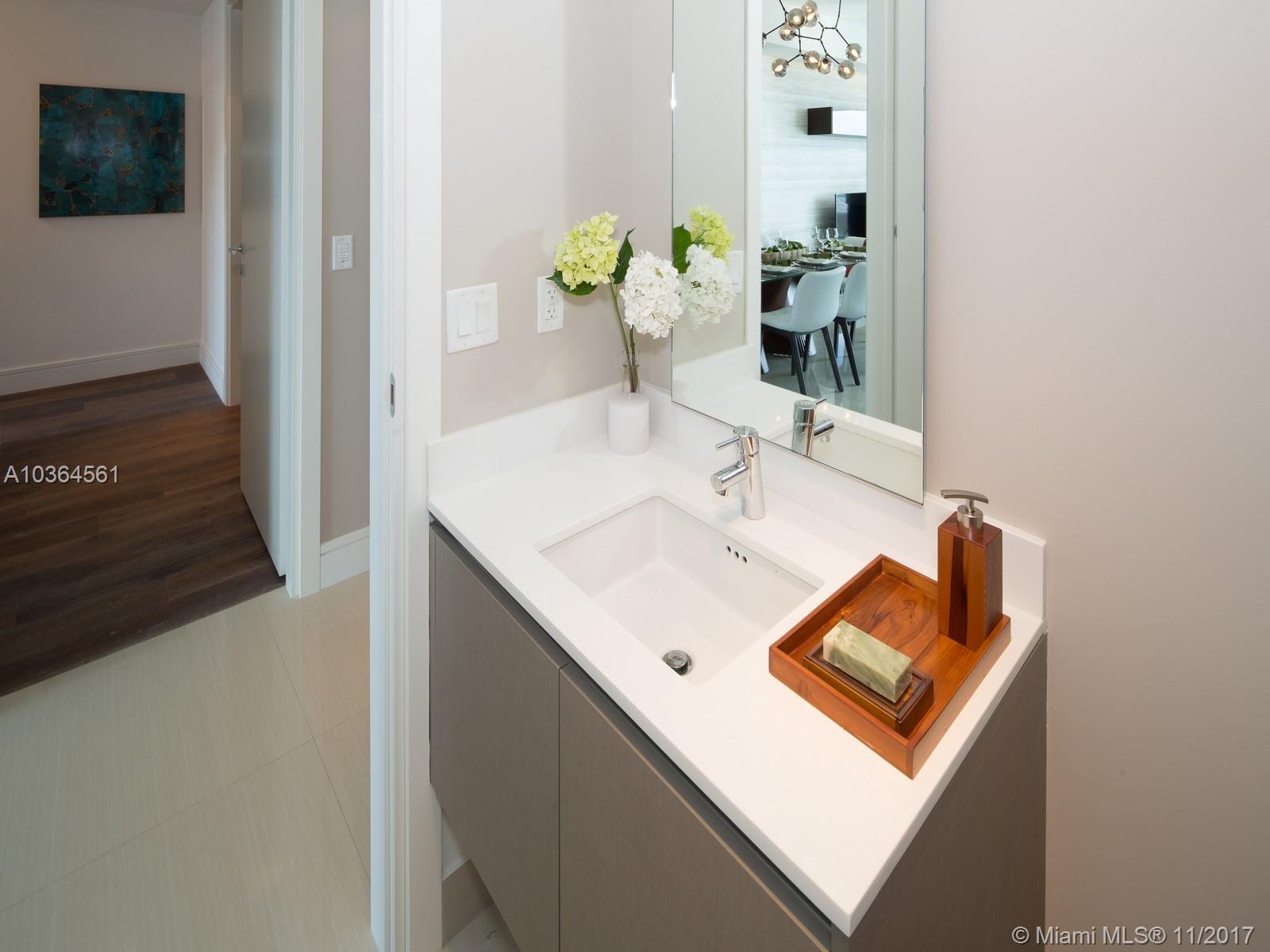 Echo Aventura - Residential Lease