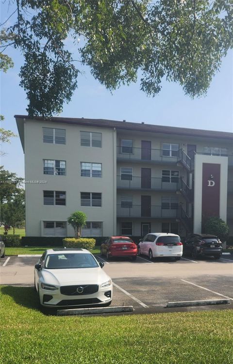 Condominium in Pembroke Pines FL 13255 7th Ct 29.jpg