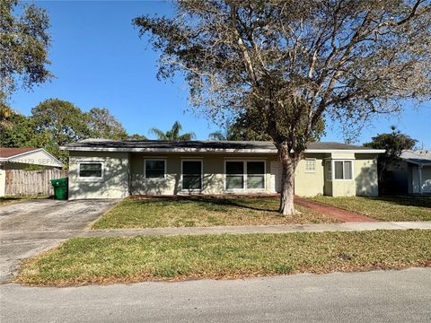 4948 SW 90th Ter Cooper City FL 33328