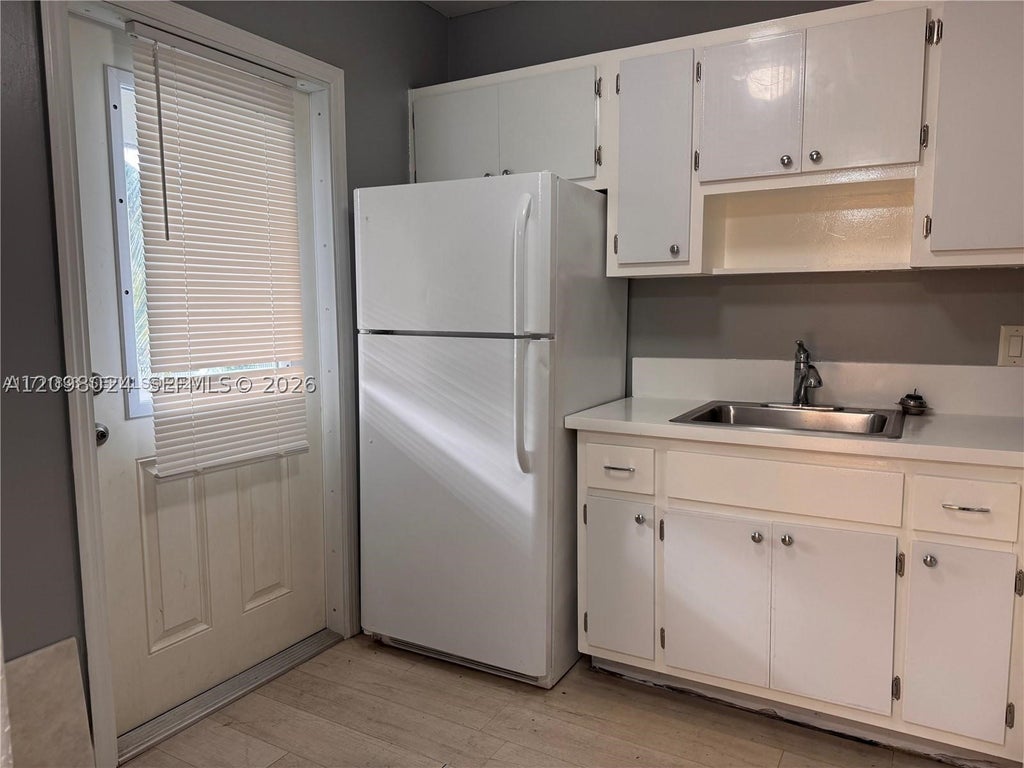 Photo of 3300 NE 10th Ter #37, Pompano Beach, FL 33064 (MLS # A12098024)