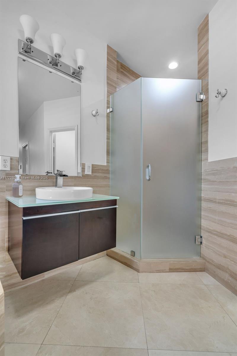 SHOREWAY SUB - Residential